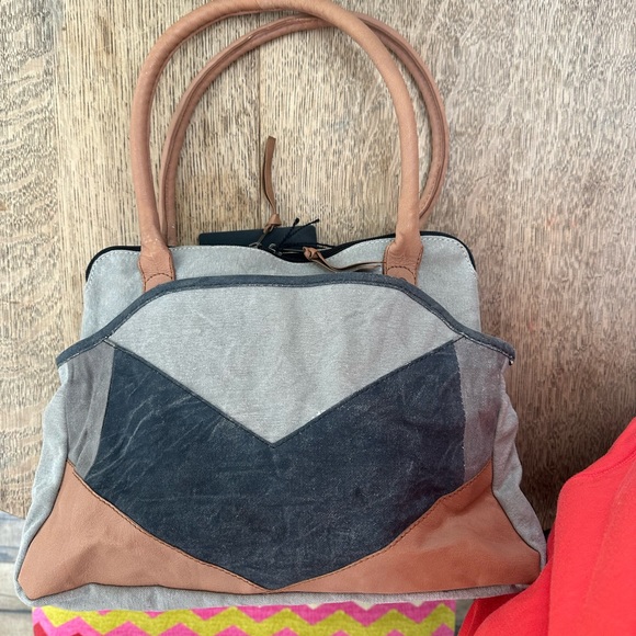 Mona-B NWT Denim Shoulder Bag Purse - Picture 3 of 16